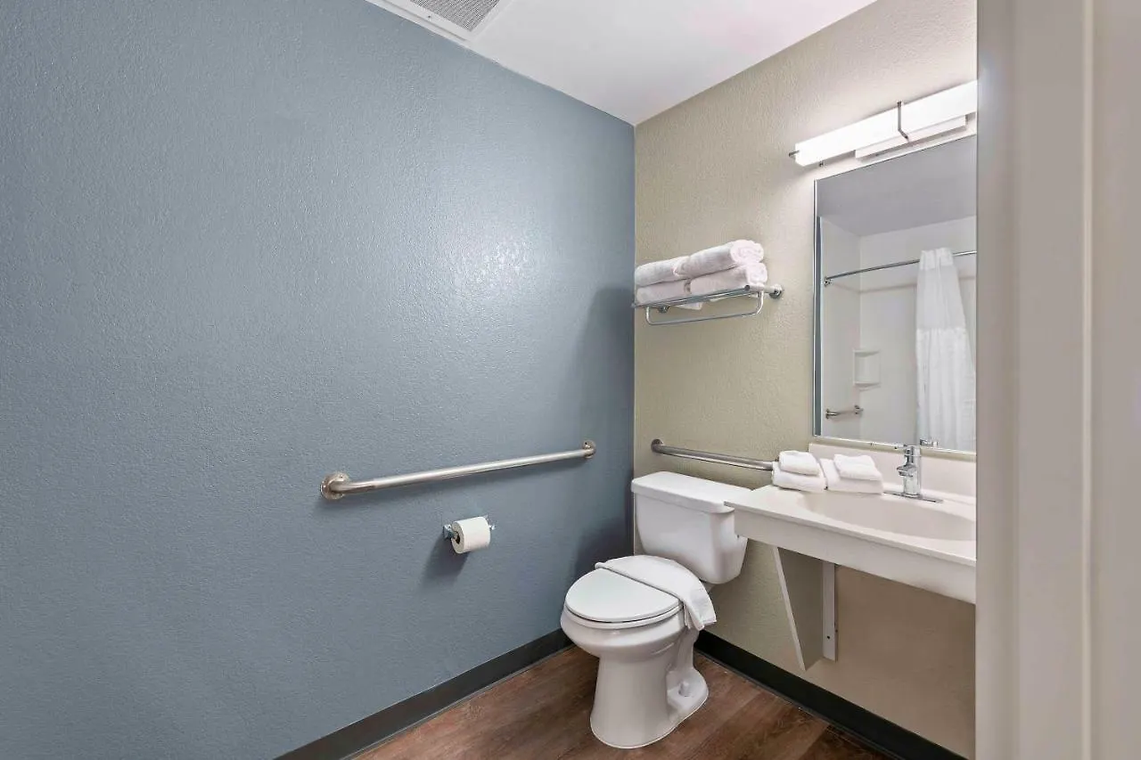 Extended Stay America Suites - Charlotte - University Place Hotel